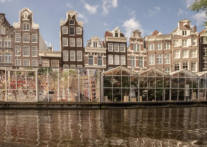 Skinny Bridge Boutique 4*