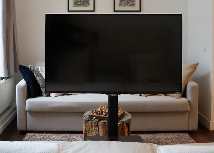 Skinny Bridge Boutique