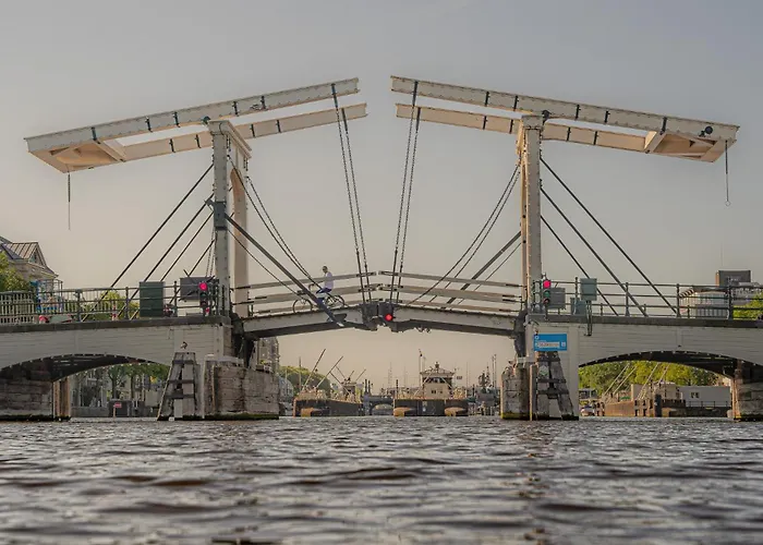 Gasthuis Skinny Bridge Boutique