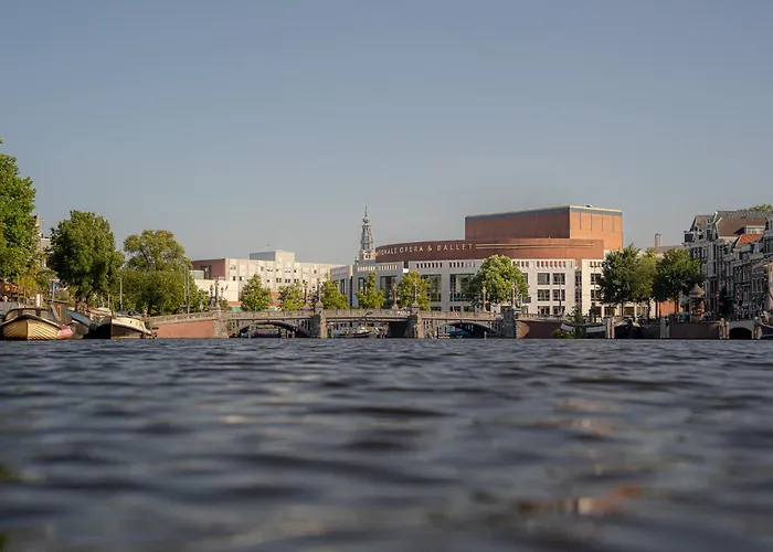 Gasthuis Skinny Bridge Boutique Amsterdam