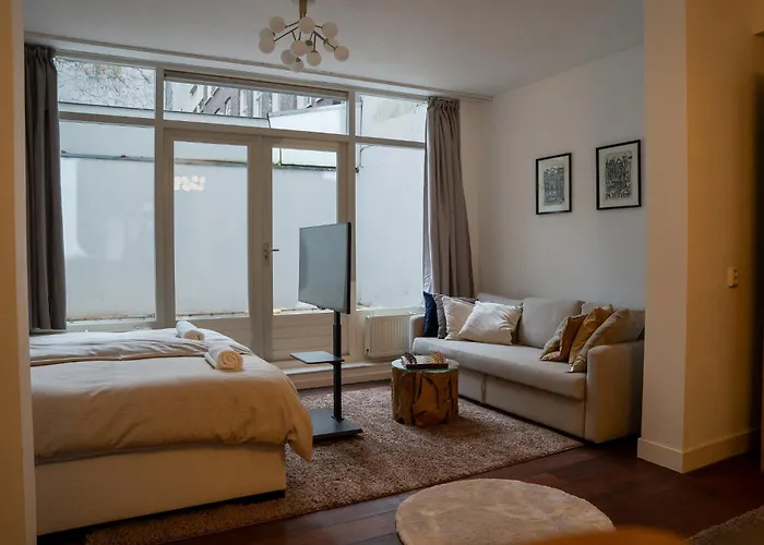 Skinny Bridge Boutique Gasthuis